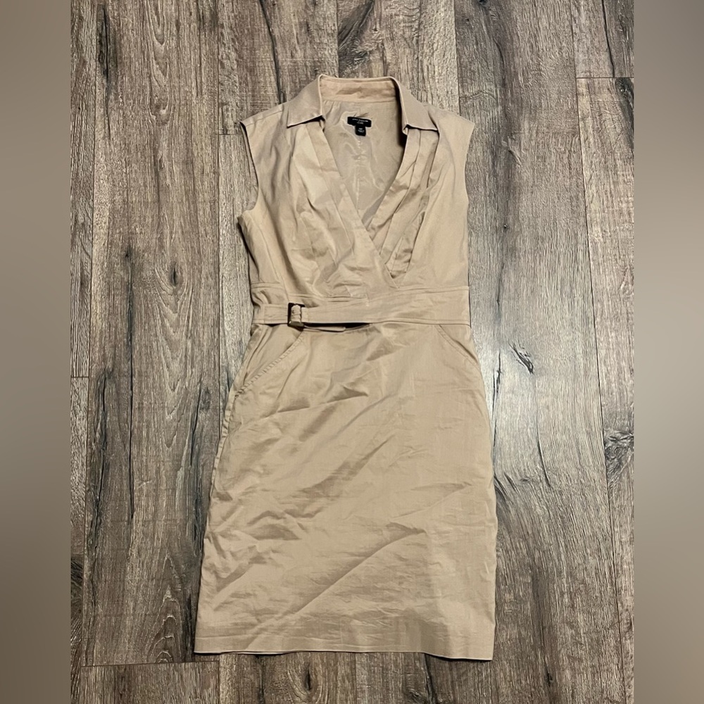 Ann Taylor khaki wrap dress - size 0 petite 0p sleeveless perfect for work